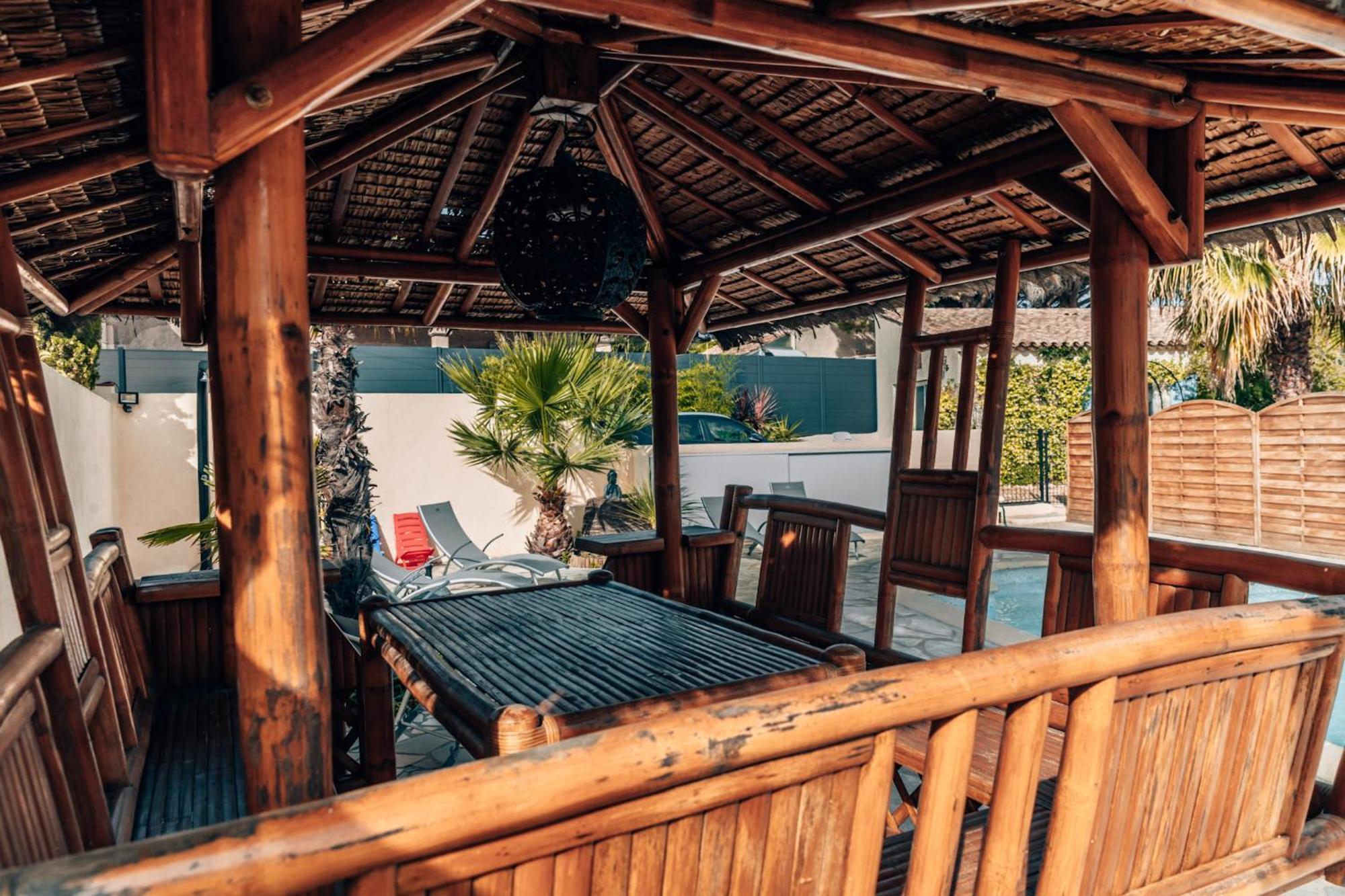 Reve D'Azur, Mazet En Bord De Mer, Parking, Piscine Partagee, Terrasse Bbq & Draps Inclus La Nartelle, 1 Salon, 1 Chambre, 1 Cuisine , 1 Sdb Sainte-Maxime Exterior foto
